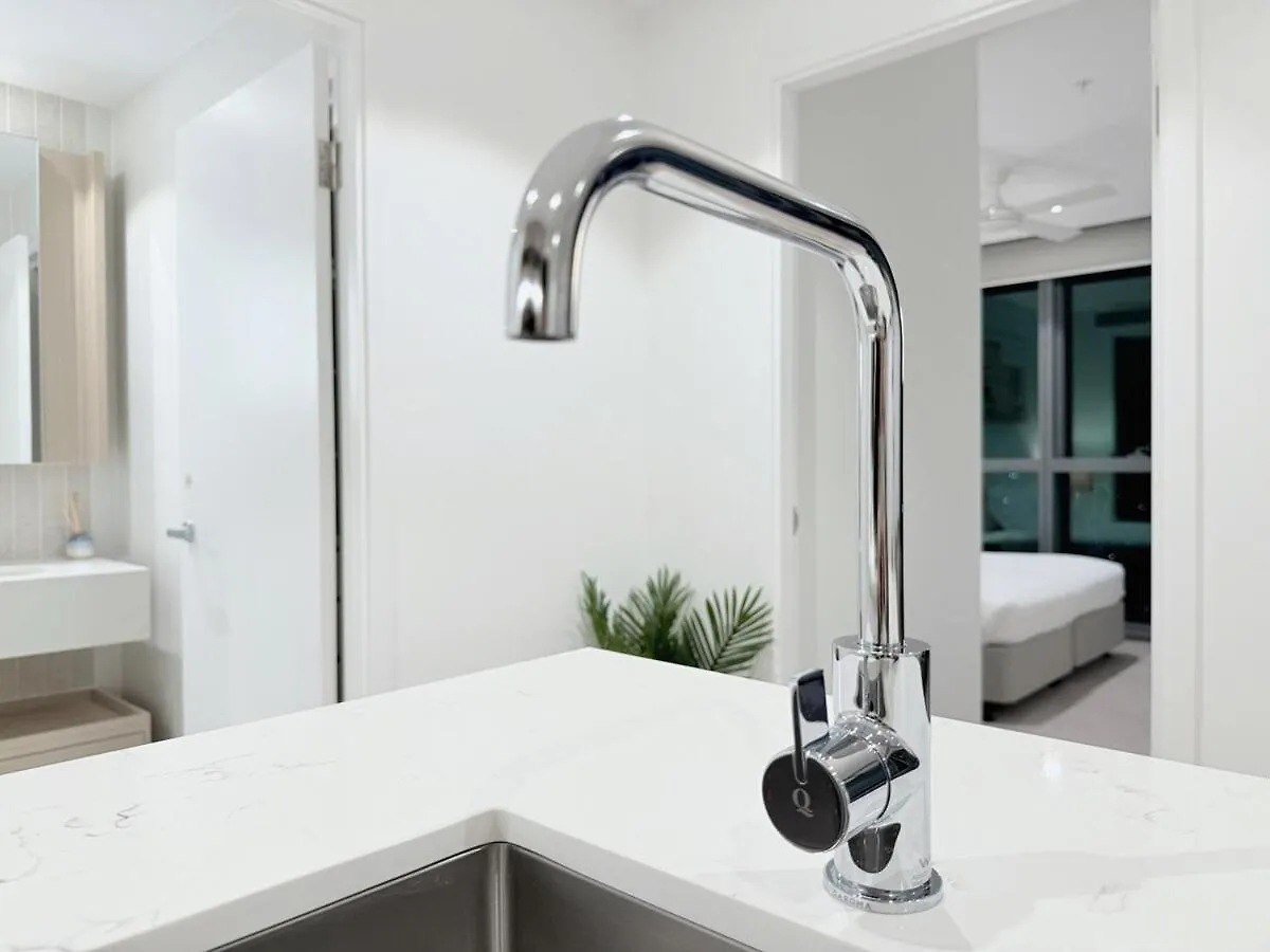 Serene 2Bed With Pool & River Views At Qwr بريزبين 0*,